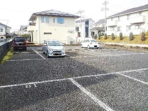 2/2 駐車場
