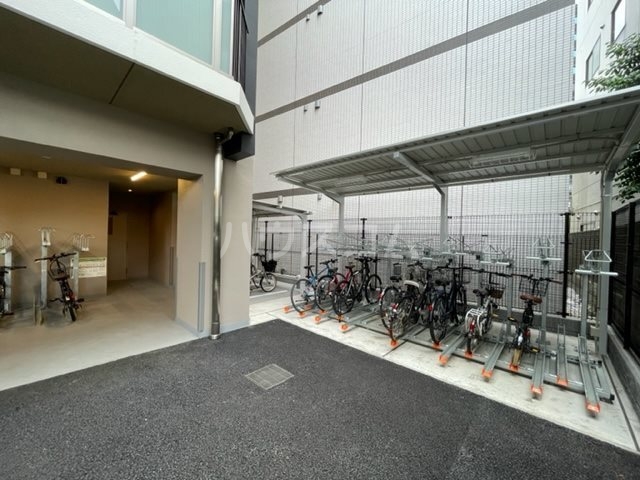 26/30 エントランス