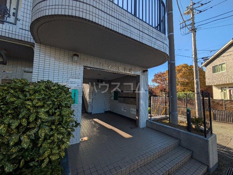 20/22 エントランス