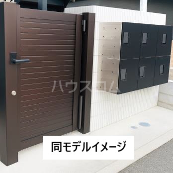 19/26 エントランス