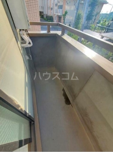 16/23 バルコニー