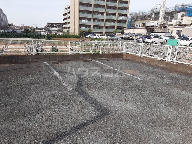 22/23 駐車場