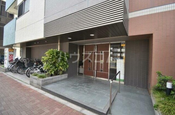 20/25 エントランス