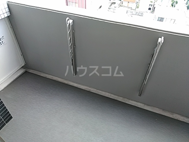 20/30 バルコニー