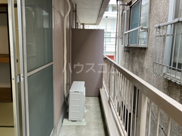 25/30 バルコニー