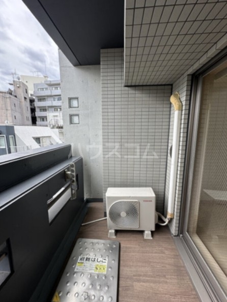 15/28 バルコニー