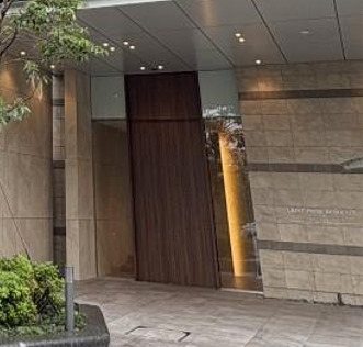 13/16 エントランス