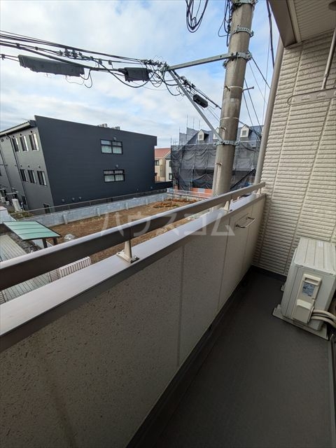 25/30 バルコニー