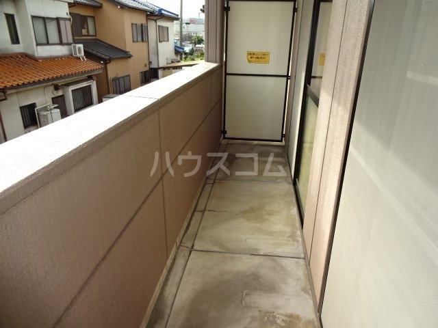 21/30 バルコニー