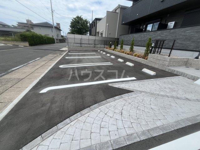 22/29 駐車場