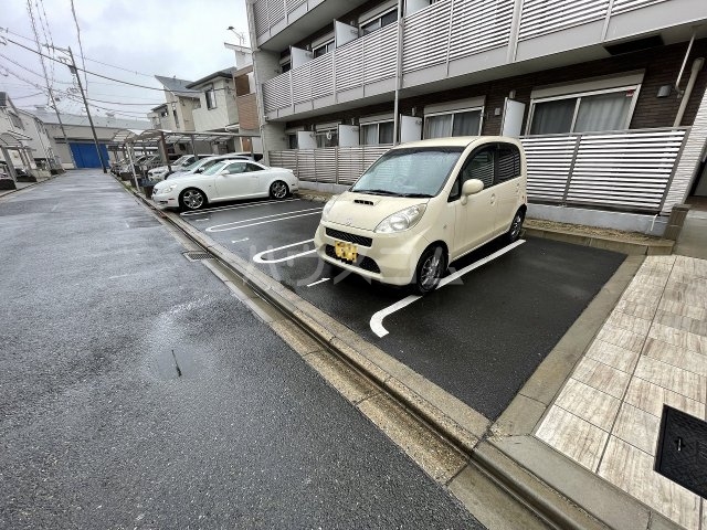 22/30 駐車場