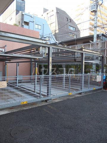 26/30 駐車場