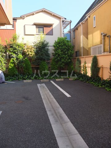 4/7 駐車場