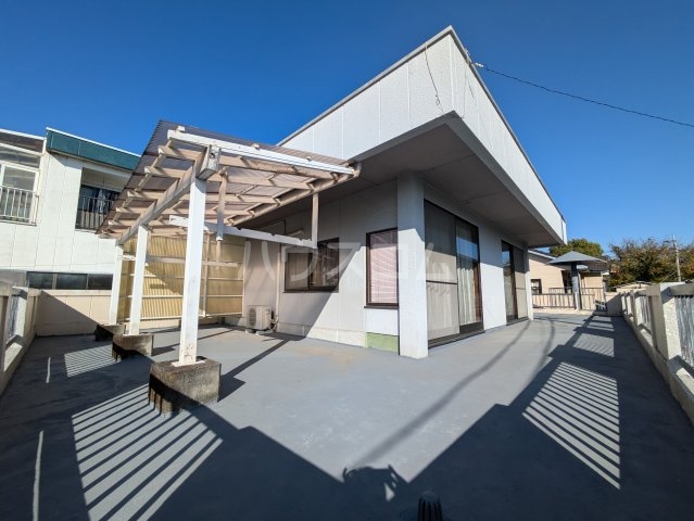 21/30 バルコニー