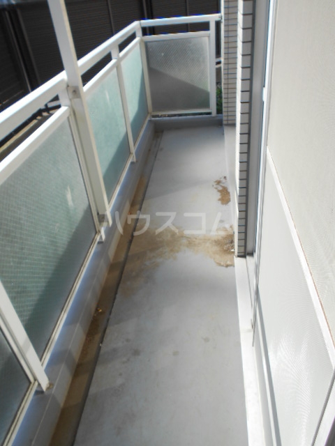 21/30 バルコニー