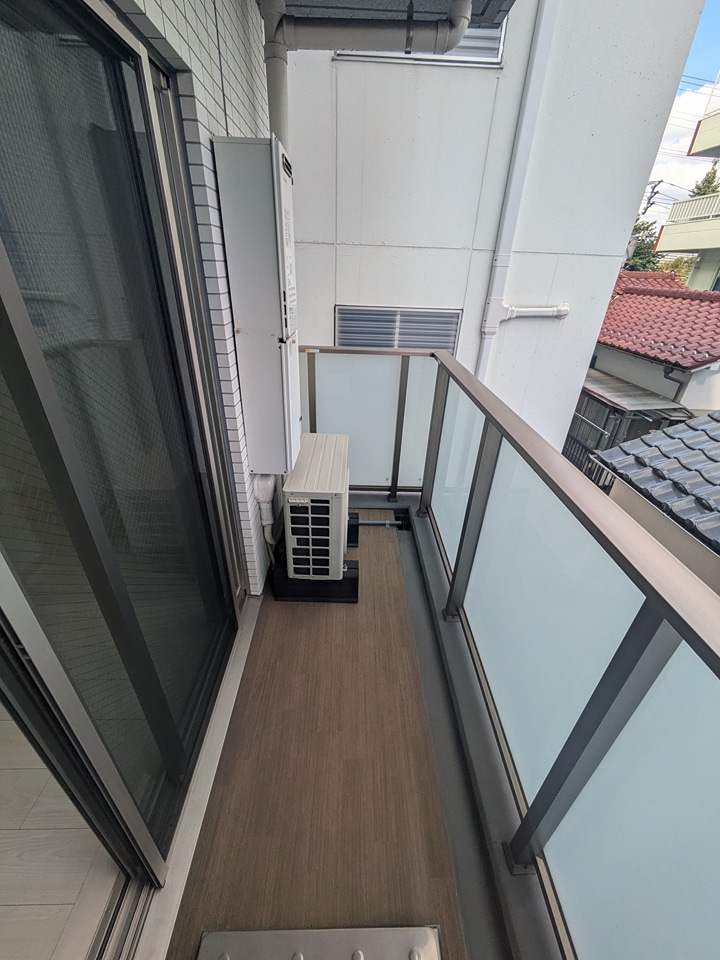 18/26 バルコニー