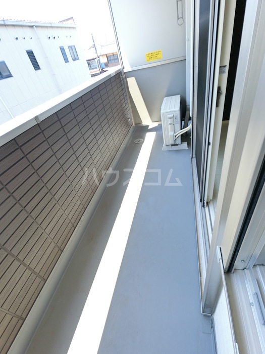 14/27 バルコニー