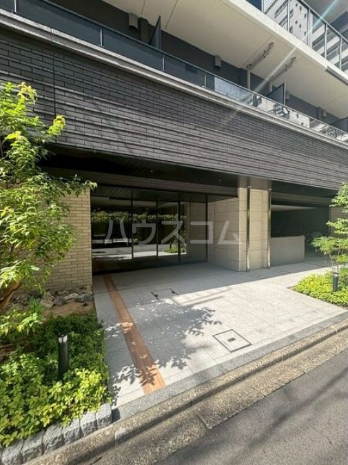 19/24 エントランス