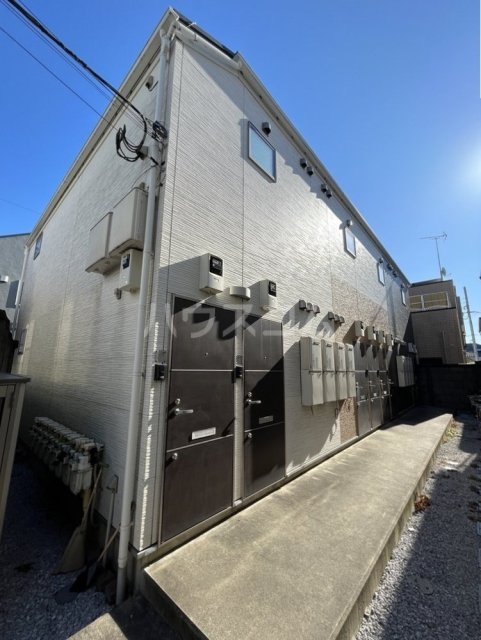 14/15 エントランス