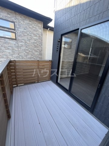 20/30 バルコニー