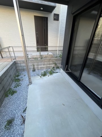 21/30 バルコニー