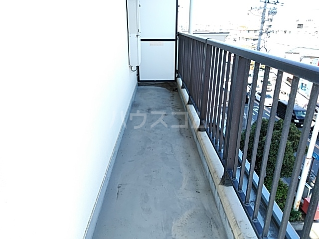 19/25 バルコニー