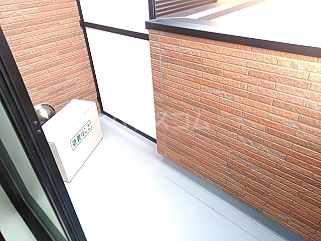 16/23 バルコニー