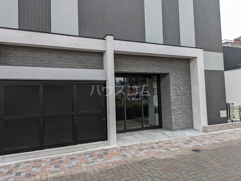 2/5 エントランス