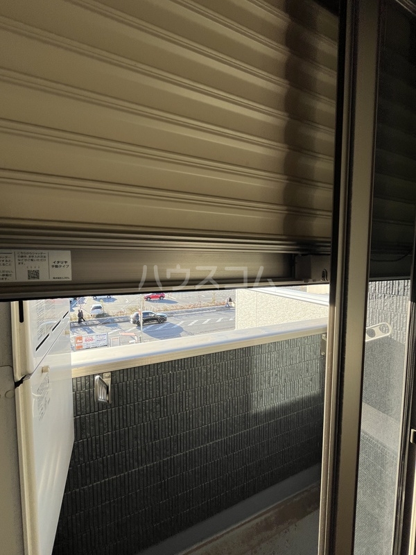 18/28 バルコニー