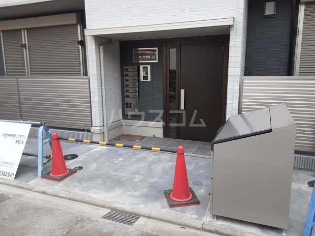 3/4 エントランス