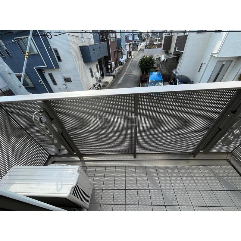 19/30 バルコニー