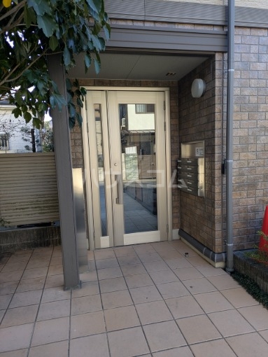 2/10 エントランス