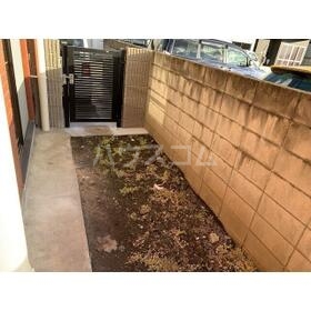 20/28 エントランス