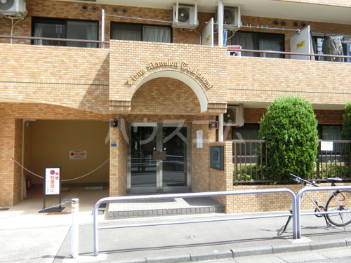 20/26 エントランス