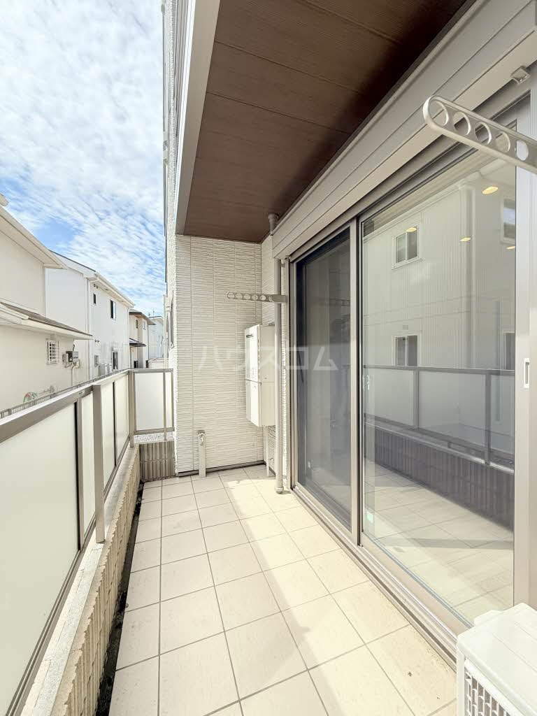 17/27 バルコニー