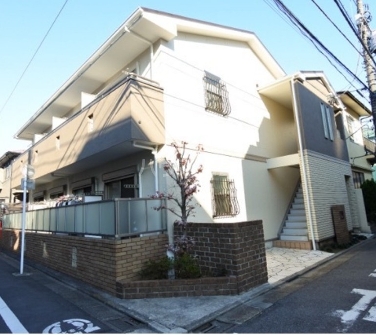 14/16 エントランス