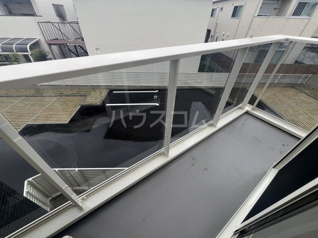 16/27 バルコニー