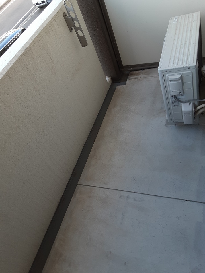 15/23 バルコニー