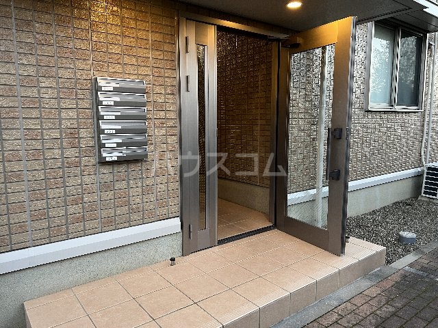 3/5 エントランス