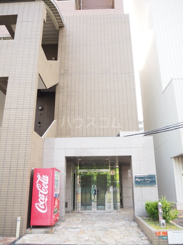 15/20 エントランス