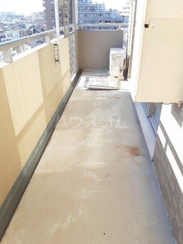 16/28 バルコニー
