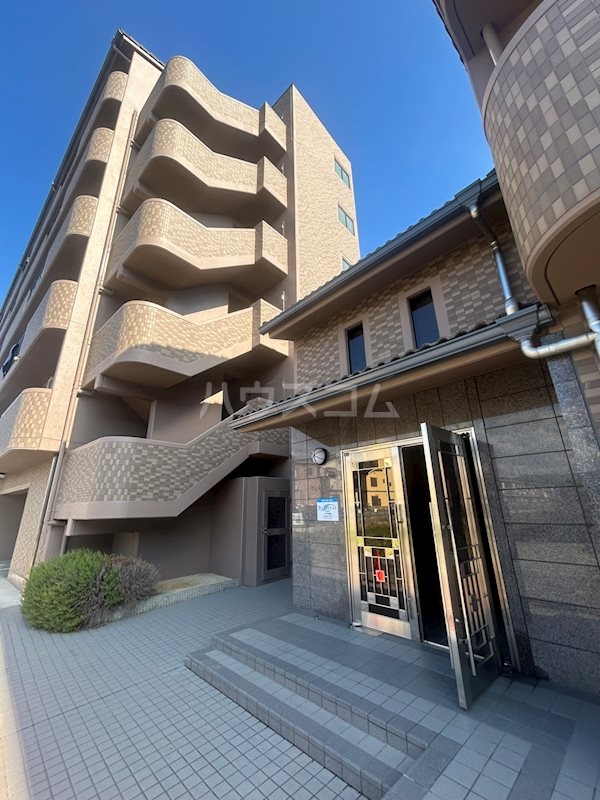 15/24 エントランス