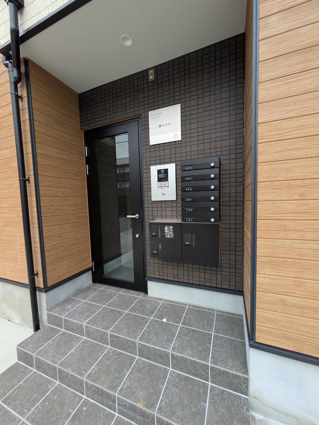 建物エントランス