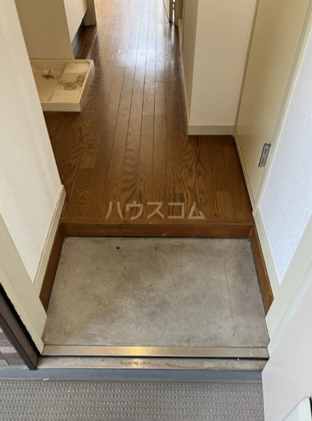 5/22 玄関