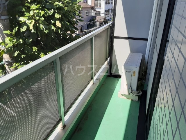 13/20 バルコニー