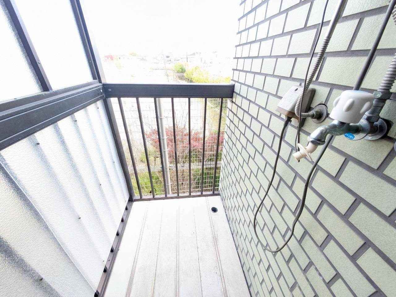 23/30 バルコニー