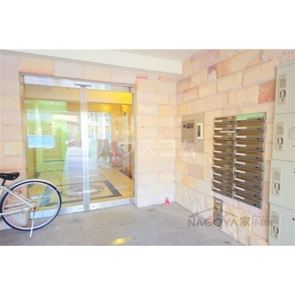 10/11 エントランス