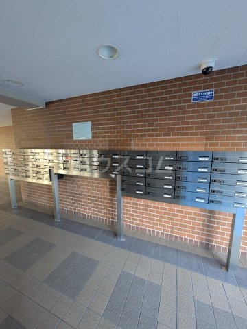 2/4 エントランス