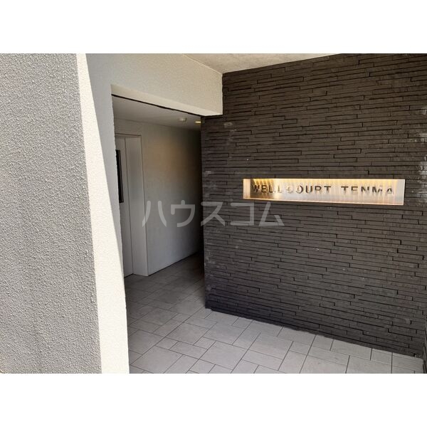 19/29 エントランス