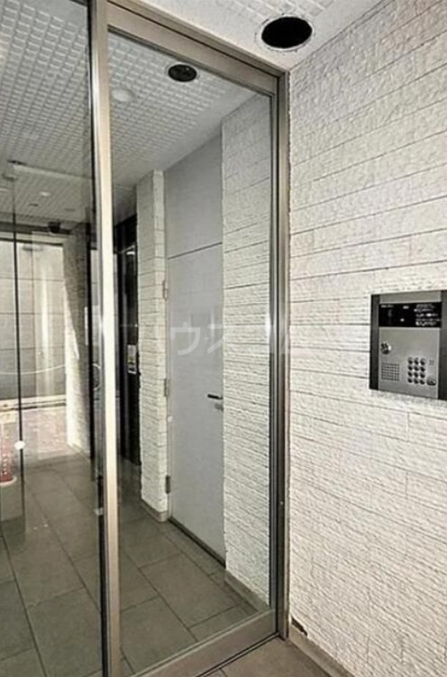 4/5 エントランス